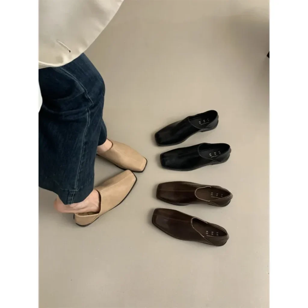 Retro Square Head Flat Leather Shoes Women’s Casual