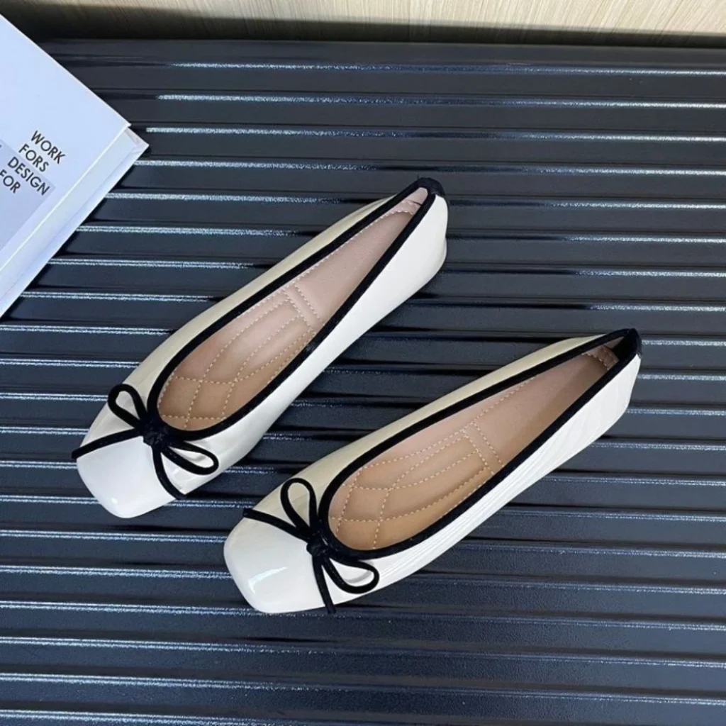 Women Nude Pink Patent Leather Ballet Flats Square