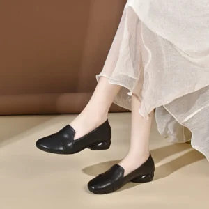 Women’s shoes 2026 autumn low heel round toe