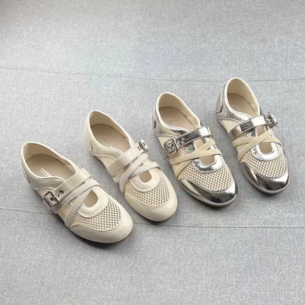 Splicing Woven Hollow Sneakers 2026 Spring Summer Buckle