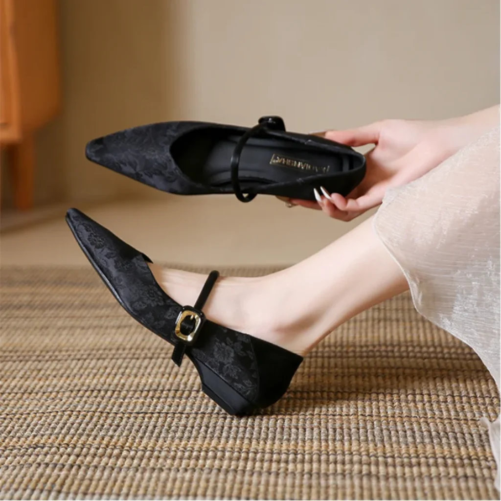 Pumps Woman Spring Low Heel Elegant Chinese Style
