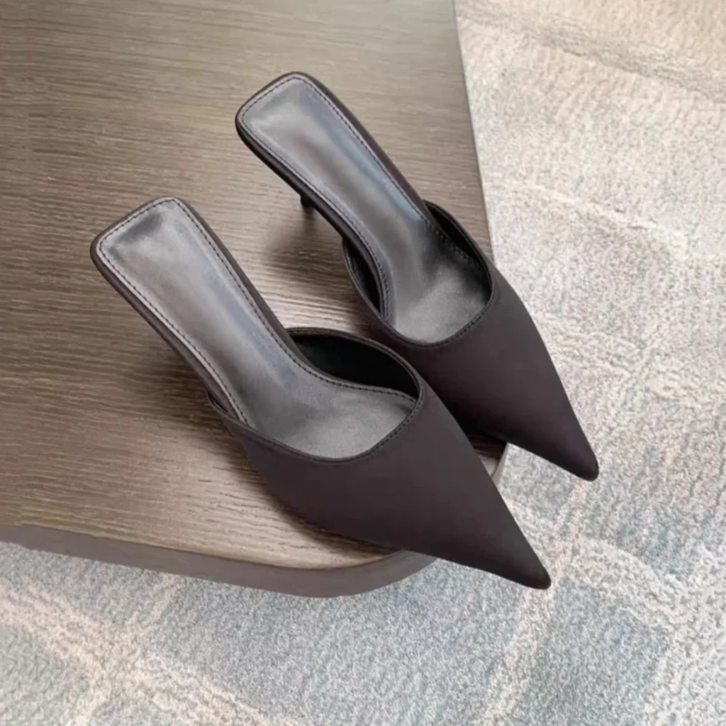*Summer Elegant High-heeled Slippers Women Baotou Fashionable Pointed