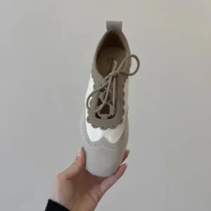Women’s Retro Scalloped Brogue Oxford Shoes, Lace-Up Two-Tone