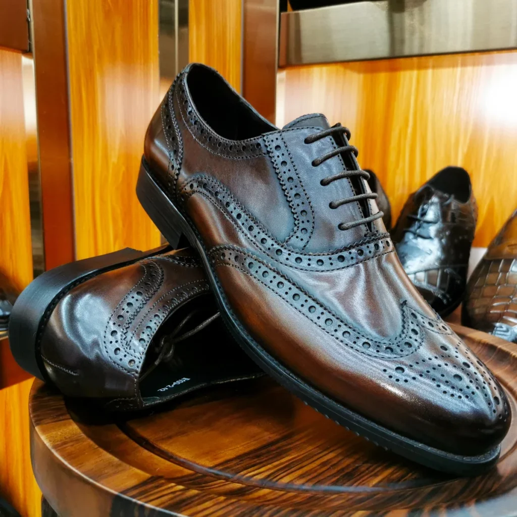 Luxury Men’s Dress Shoes Genuine Leather Brogue Wingtip