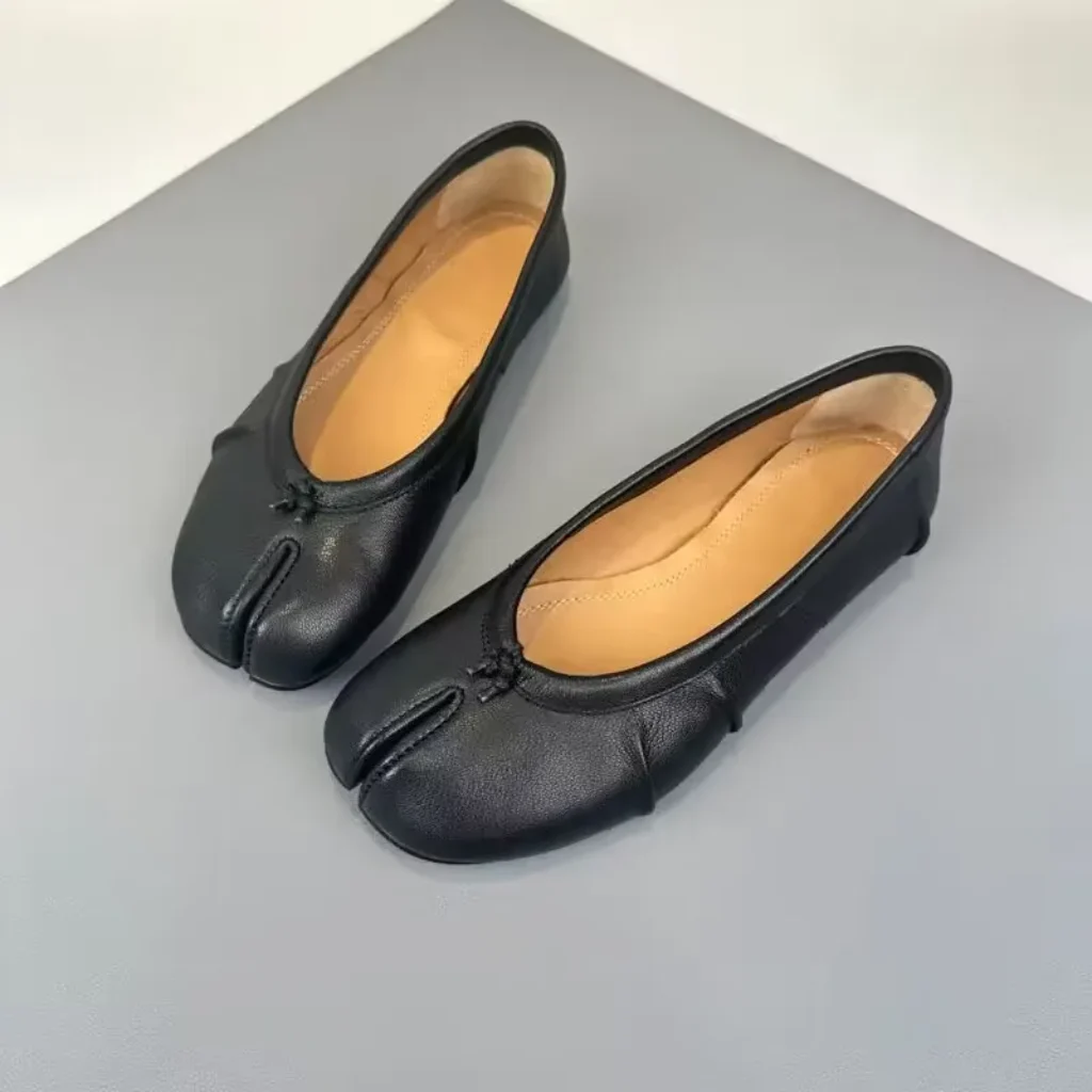 Split Toe Flat Shoes Women Retro Ballet Flats