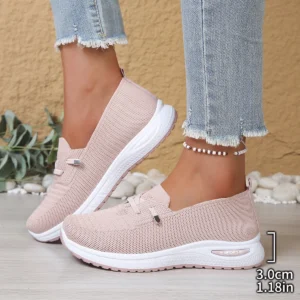 Women’s Breathable Lightweight Soft-Soled Shoes – Low-Top One-Piece