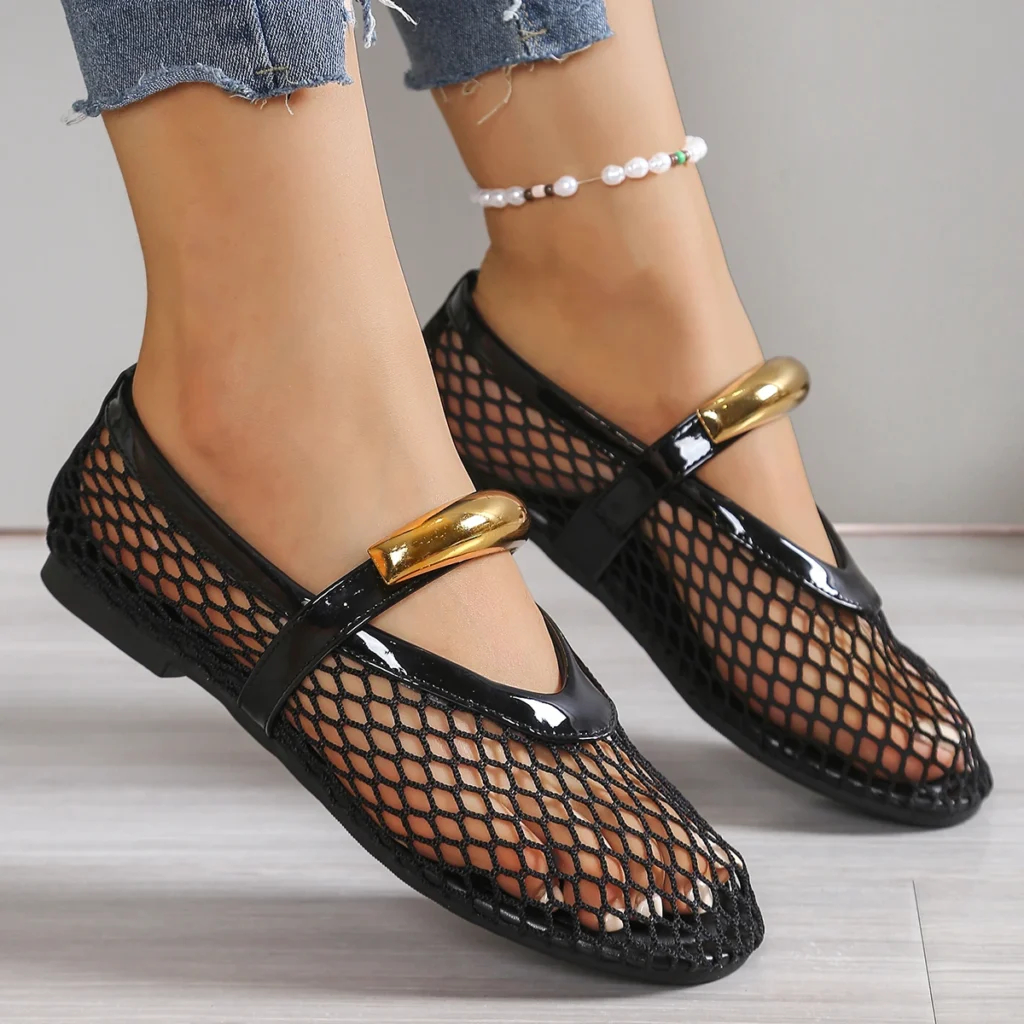2025 Summer Women’s Fashion Metal Decor Belt Flat