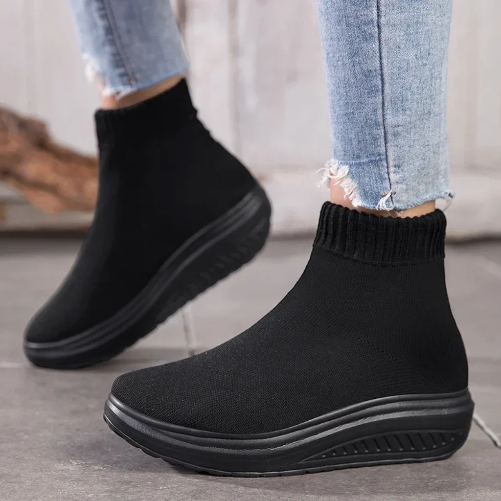 Classic Black Socks Runing Shoes Women High Sock
