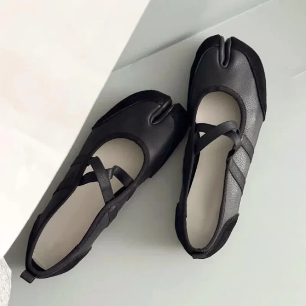 Cross Strap Tabi Flat Shoes Women Casual Fashion