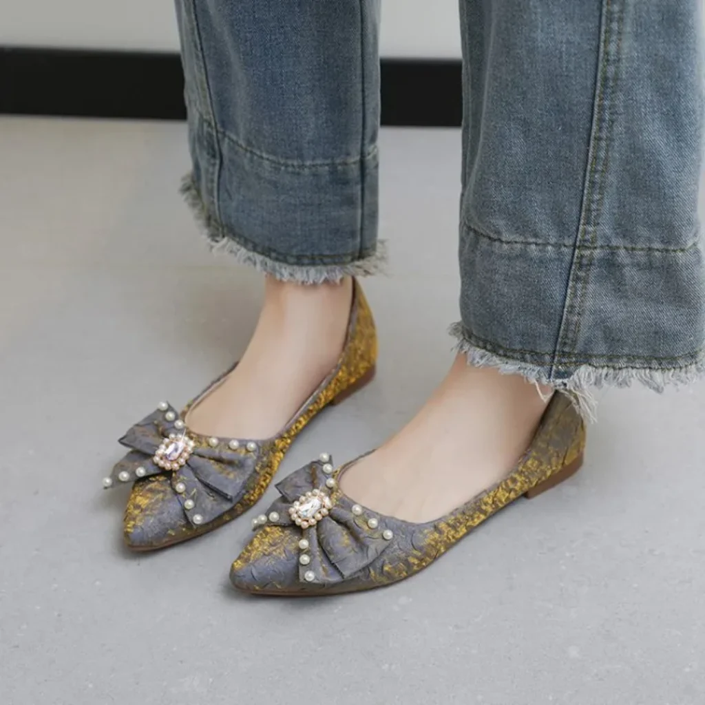 Flat Shining Shoes Womens 2026 Bow Knot Rhinestone