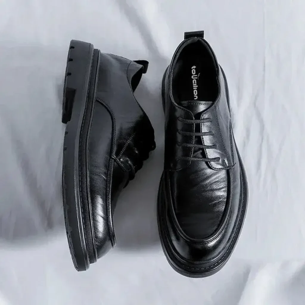 Lace Up Round Toe Men’s Leather Shoes Comfortable