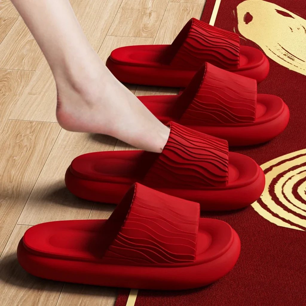 Soft Bottom Eva Cloud Slippers Women Red Thick