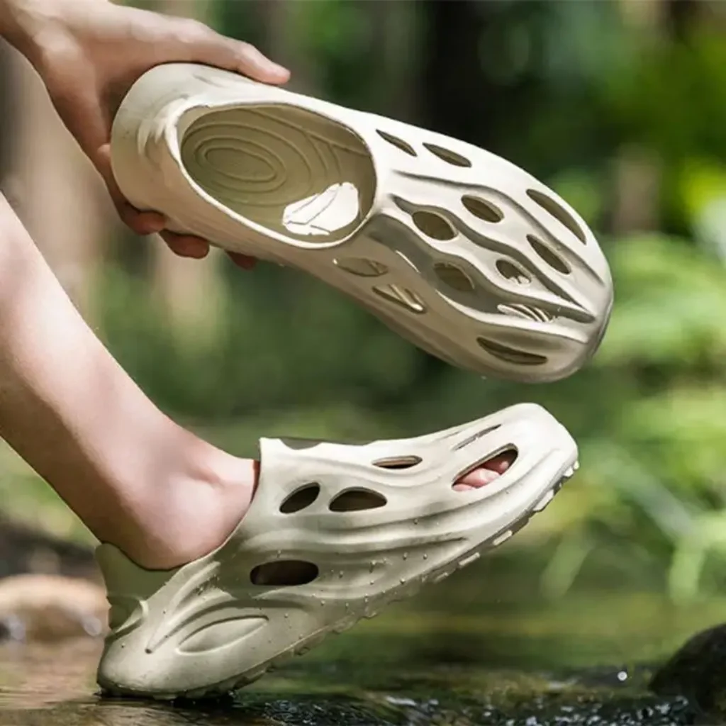 Soft Thick Bottom Non Slip Outdoor Slippers Men