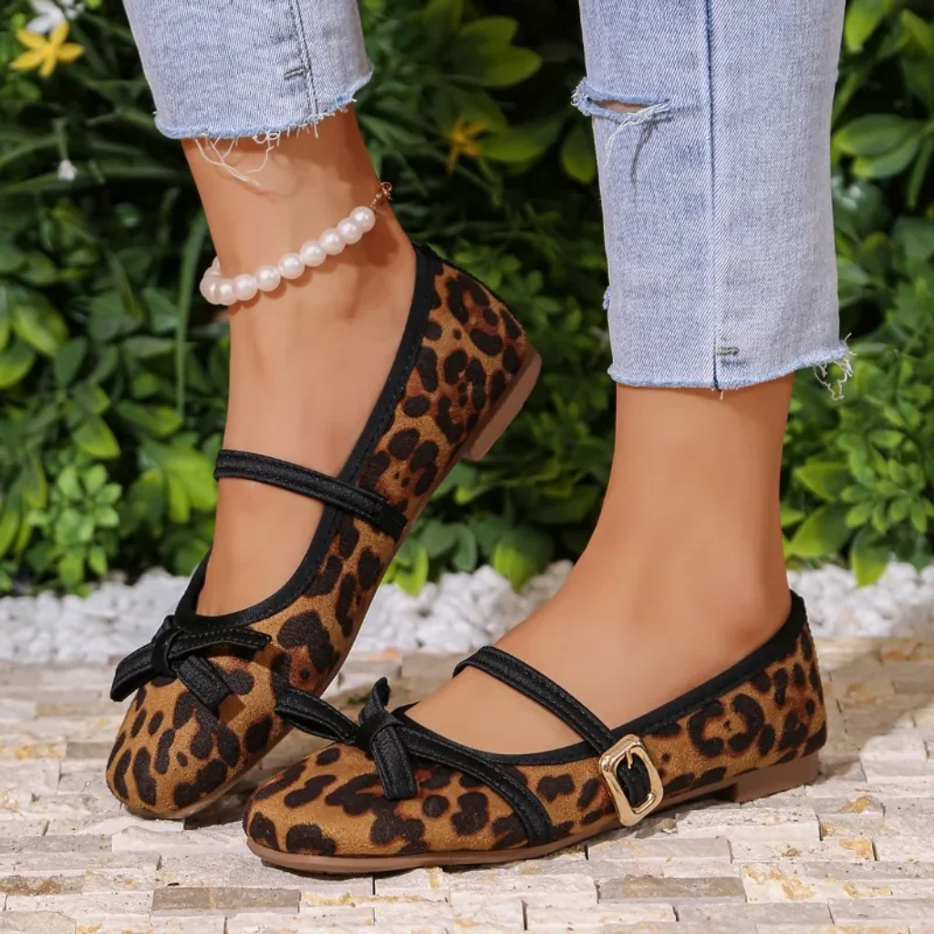Vintage Leopard Print Mary Jane Flats Women –