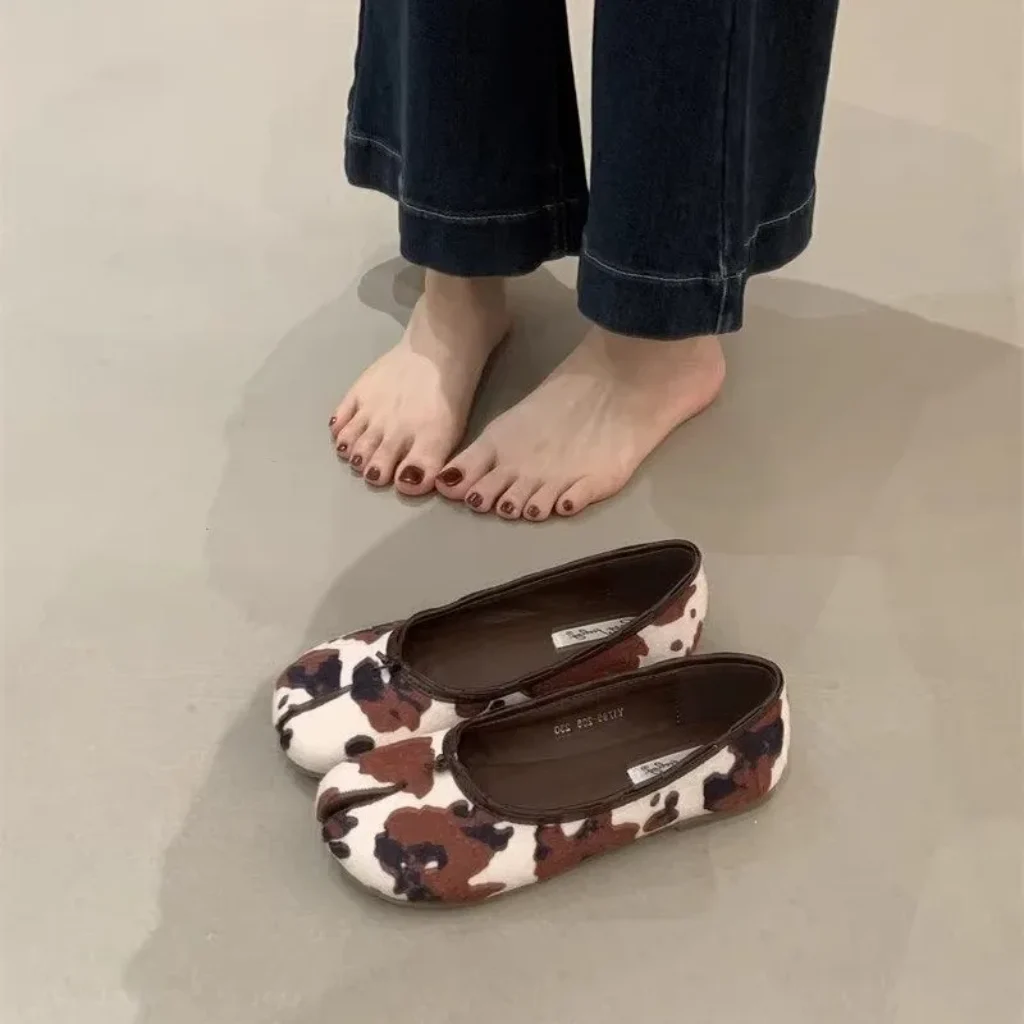 Women Tabi Ninja Shoes Fashion Design Woman Microfiber