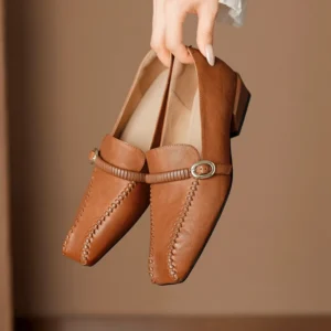 2026 Autumn Washed Genuine Leather British Style Slip-On