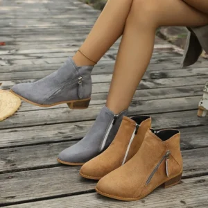 *Fashionable Style Comfortable Casual Suede Walking Shoes Seasonal