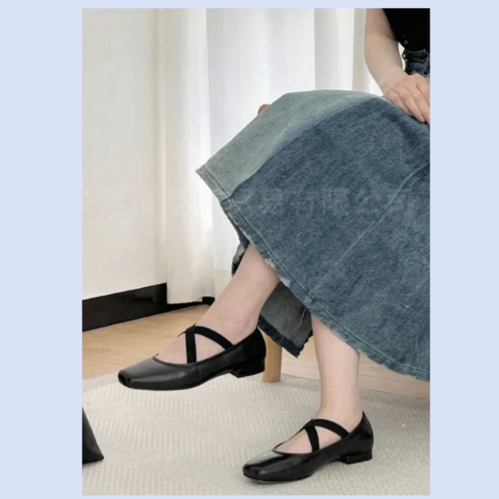 French vintage cross-strapped leather women’s low-heeled comfortable versatile