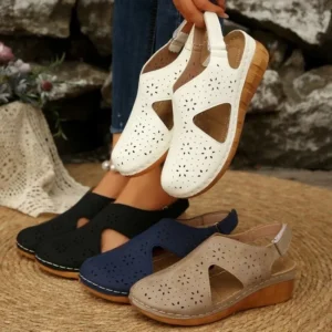 Retro hollowed out casual women’s sandals oversized anti