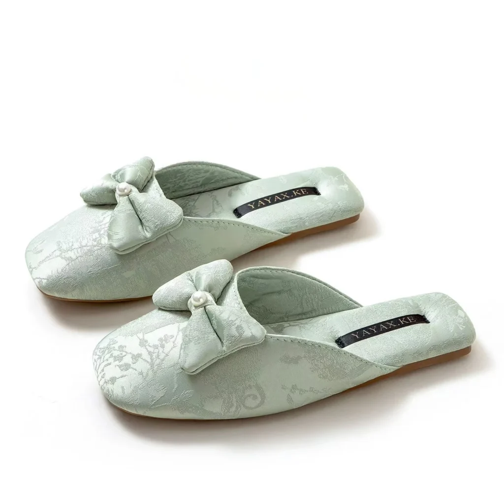 Women’s Ethnic Style Bowknot Closed Toe Home Slippers