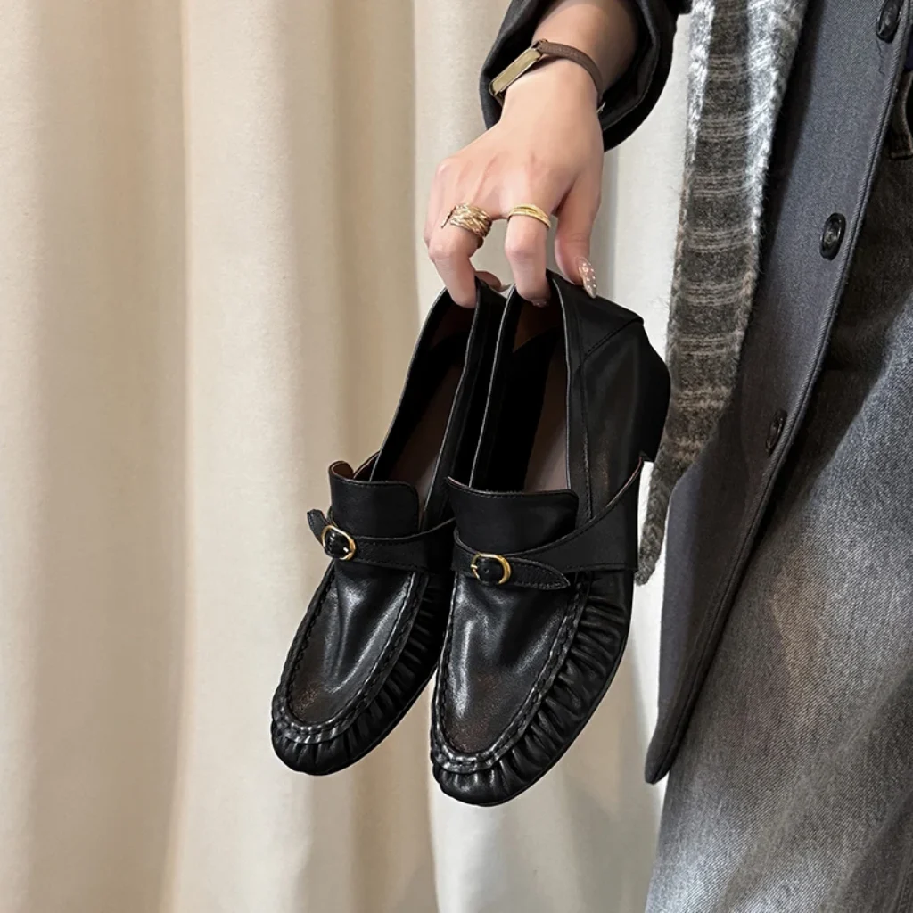 2027 Spring/Autumn Women Loafers Leather Shoes Women Round