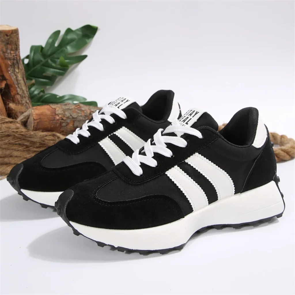 Classic Black Casual Sneakers Women Designer Shoes Lightweight