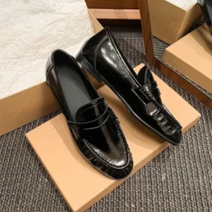 Elegant Flat Loafers Women Pleated Square Toe Casual