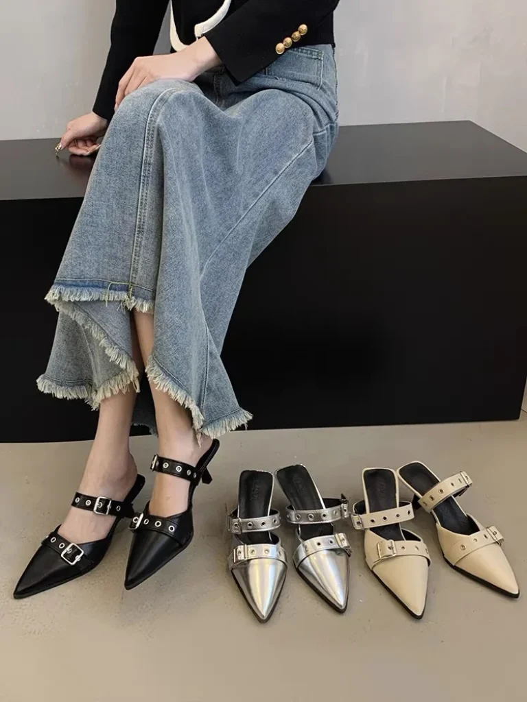 Fashionable Summer 2026 Pointed Toe Buckle High Heels