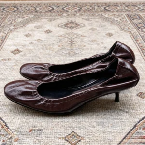 Retro Soft Leather Pleated Kitten Heel Women’s Pumps