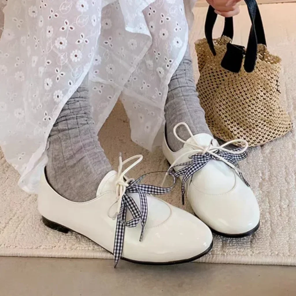 *Spring Autumn Comfortable Round Toe Low Heel Shoes