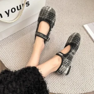 Women Plaid Fleece Mary Jane Shoes Metal Buckle