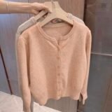 2025 New Fashion Women’s Fleece Knit Loose Short Cashmere Sweater Round Neck Warm Korean Sle Casual Female Sweater Top Cloting