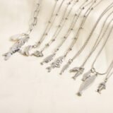 Exquisite And Simple Stainless Steel Small Fish Pendant Necklace Marine Life Koi Fish 3D Stereoscopic Fishtail Collarbone Chains