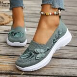 New women’s breathable mesh shoes, fashionable and comfortable cloth shoes, 2026 summer casual shoes